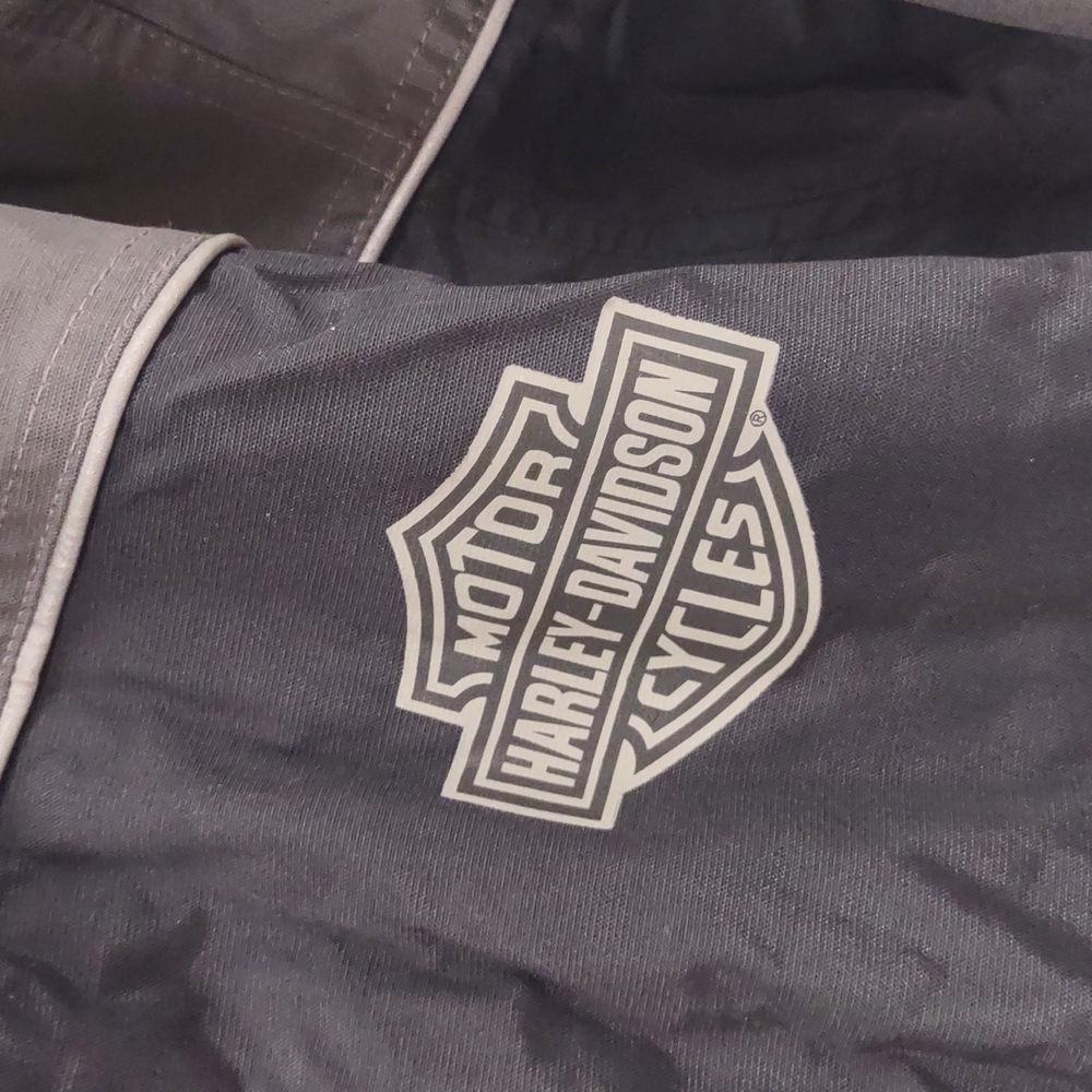 XL Harley-Davidson Raincoat Windbreaker Grey & Black Reflective Logos and Trim